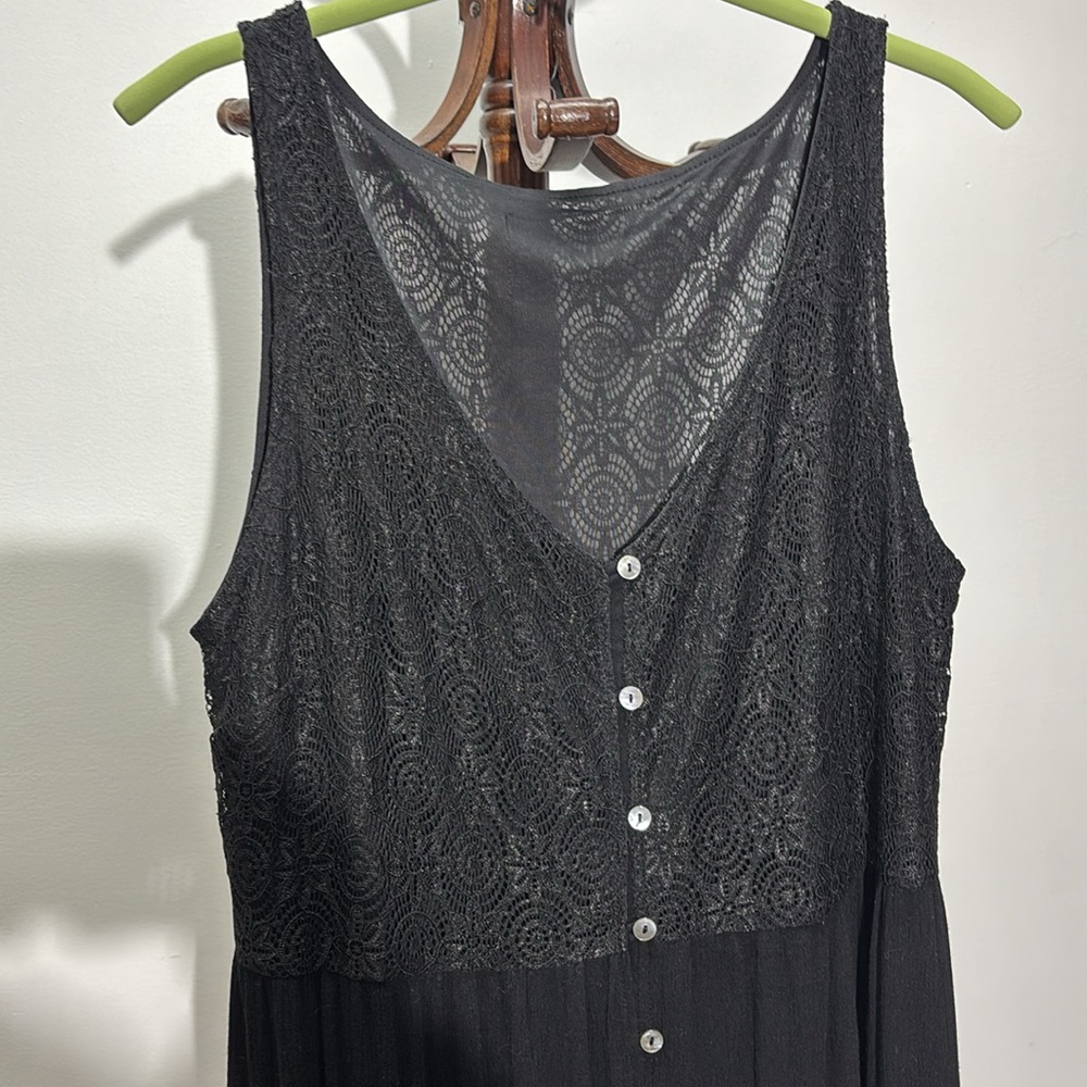 Stylish Black Sleeveless Dress (no tags) - Picture 3 of 6